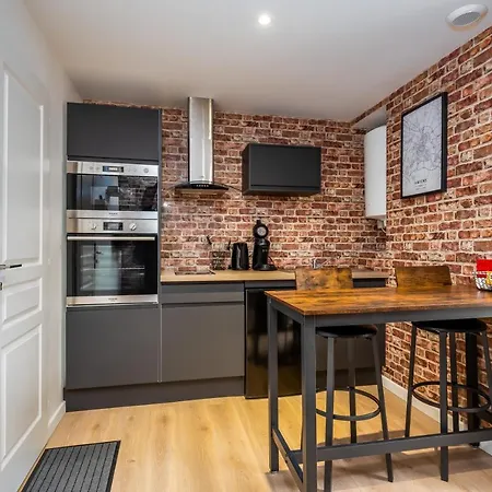 Location D'appartements - Cosysejour - Calme Fibre Netflix Apartment *